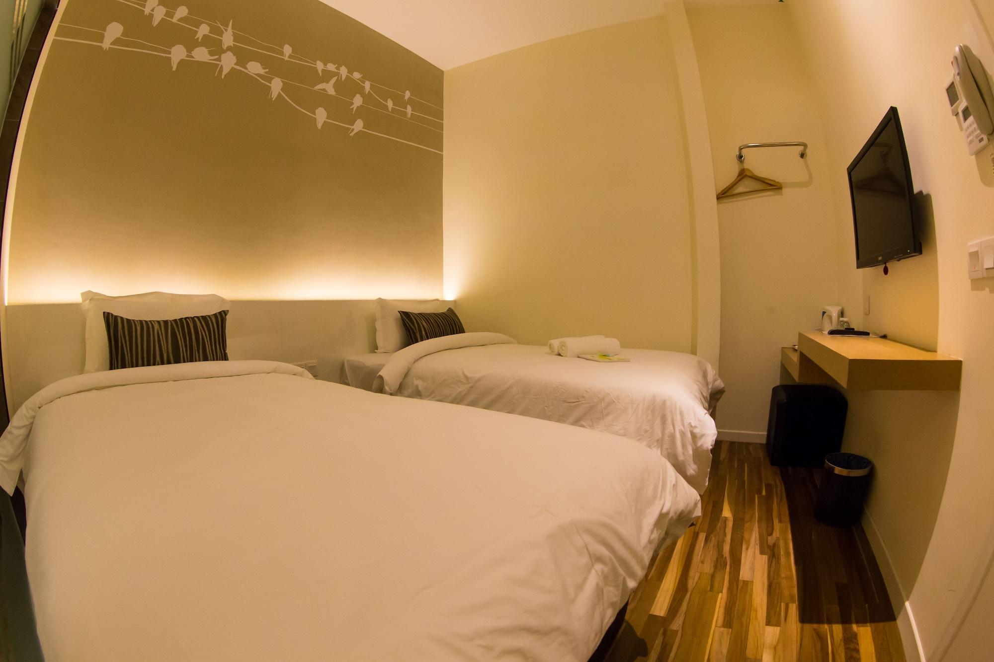 Mood Hotel Johor Bahru Bagian luar foto